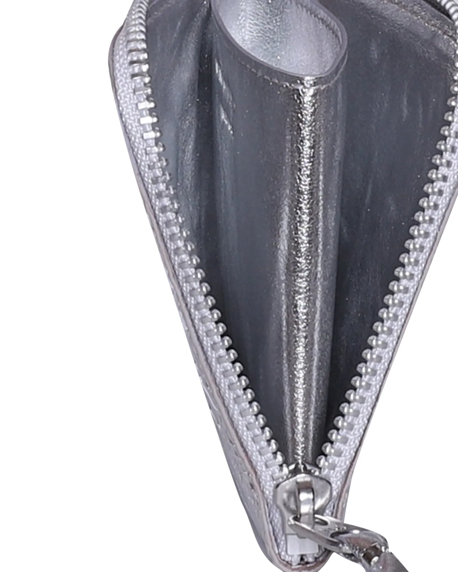 Comme des Garons Logo Embossed Detail Zipped Wallet