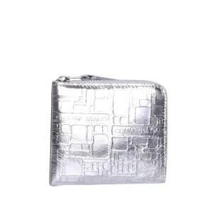 Comme des Garons Logo Embossed Detail Zipped Wallet