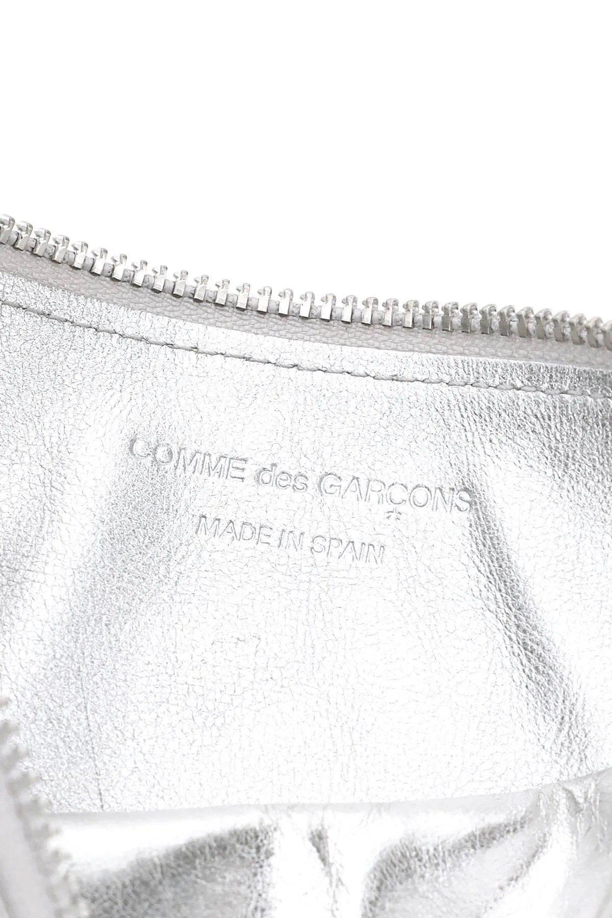 Comme Des Garons Wallet Logo Embossed Coin Purse